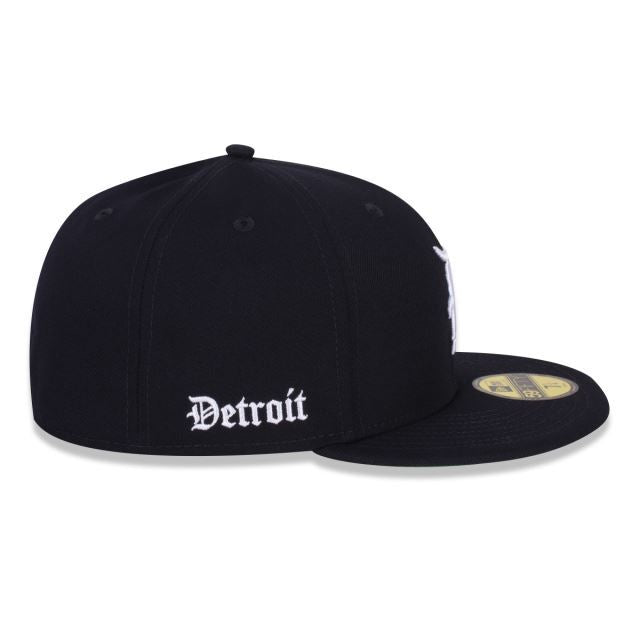 D - Preto